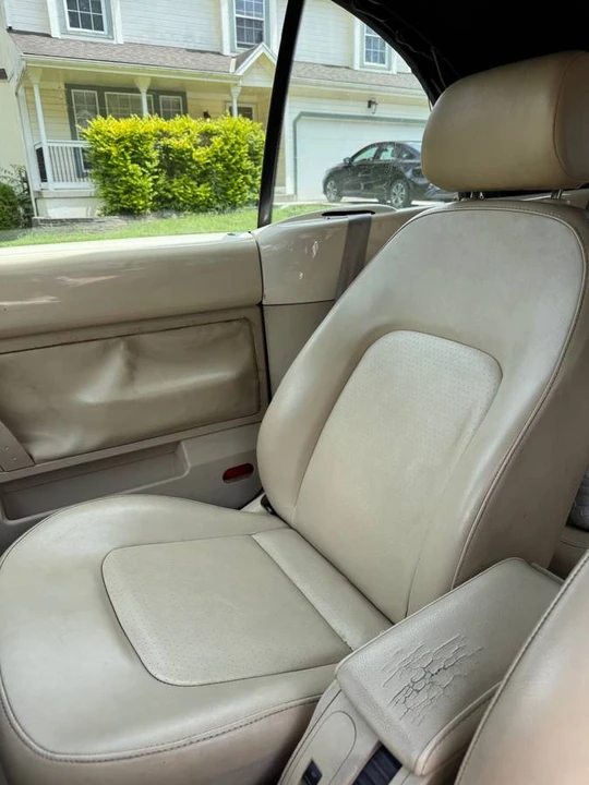 2005 Volkswagen New Beetle - Image 9 of 13