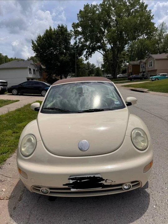 2005 Volkswagen New Beetle - Image 4 of 13