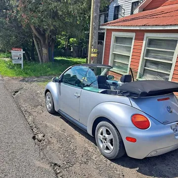 2005 Volkswagen Beetle