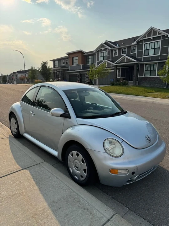 2005 Volkswagen New Beetle - Image 5 of 6