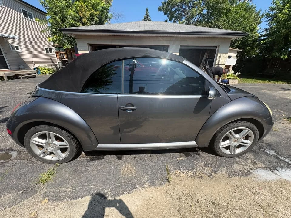 2005 Volkswagen New Beetle - Image 6 of 13