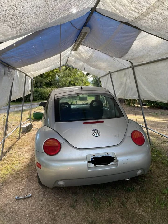2005 Volkswagen New Beetle - Image 3 of 3