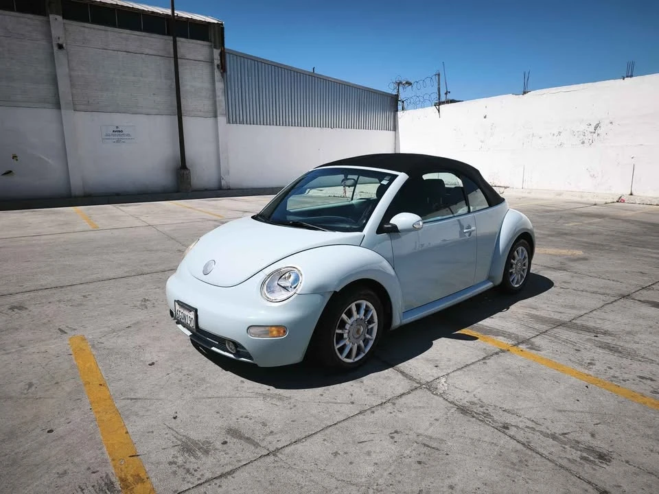 2005 Volkswagen New Beetle - Image 3 of 16