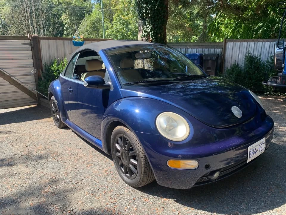 2005 Volkswagen New Beetle - Image 8 of 10