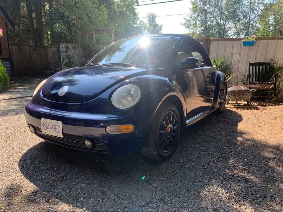 2005 Volkswagen New Beetle - Image 2 of 10
