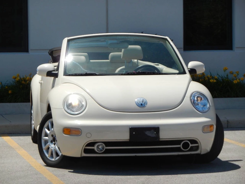 2005 Volkswagen New Beetle - Image 5 of 12