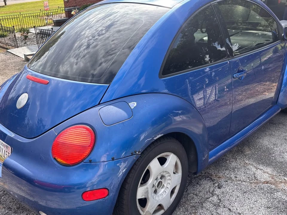 2005 Volkswagen New Beetle - Image 4 of 7