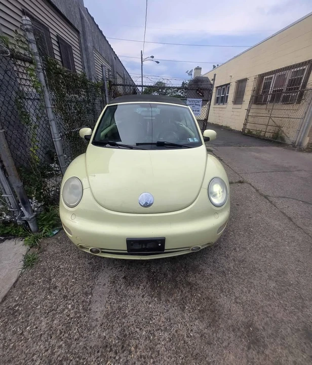 2005 Volkswagen New Beetle - Image 3 of 14