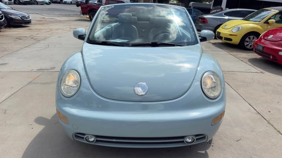 2005 Volkswagen New Beetle - Image 3 of 19