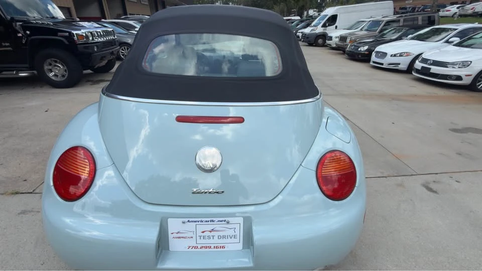 2005 Volkswagen New Beetle - Image 14 of 19
