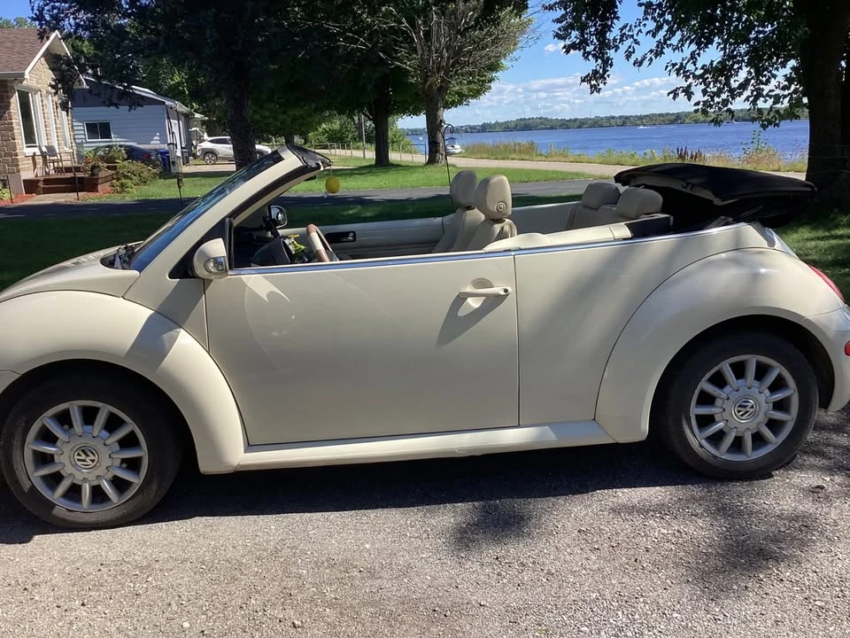 2005 Volkswagen New Beetle - Image 4 of 7
