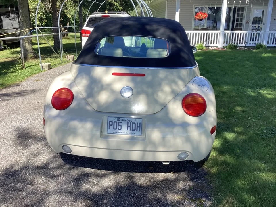 2005 Volkswagen New Beetle - Image 3 of 7