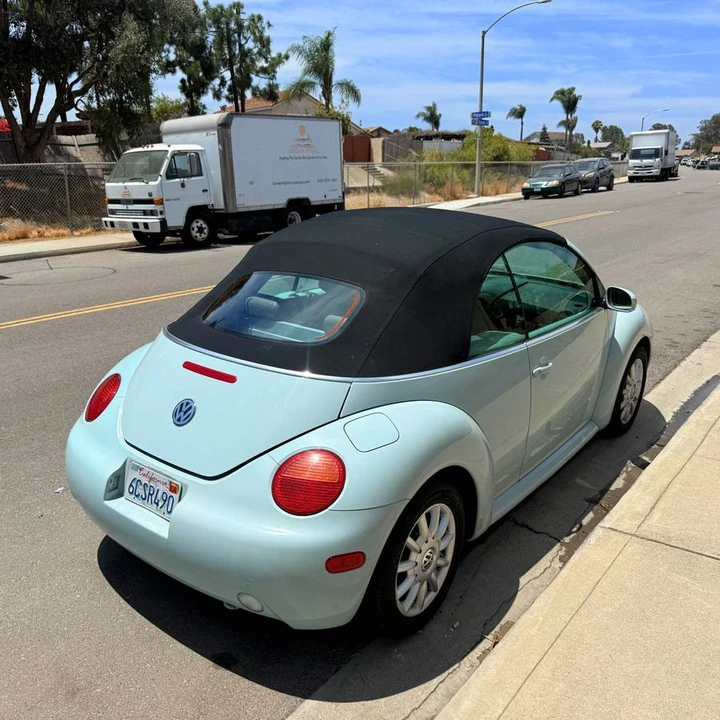 2005 Volkswagen New Beetle - Image 7 of 11