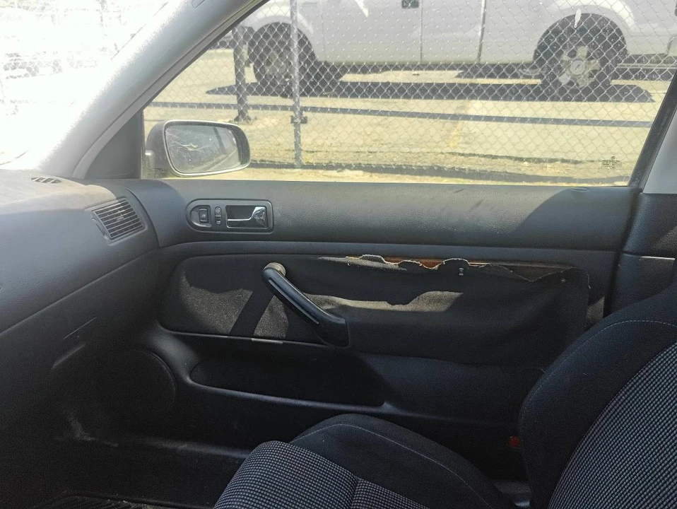 2005 Volkswagen GTI Mk5 - Image 5 of 6