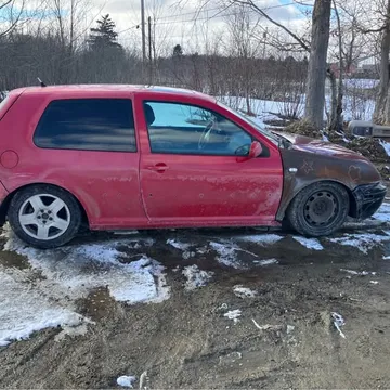 2005 Volkswagen Golf 2.5L Hatchback 2D