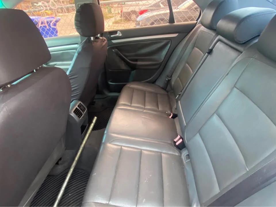 2005 Volkswagen Jetta - Image 6 of 7