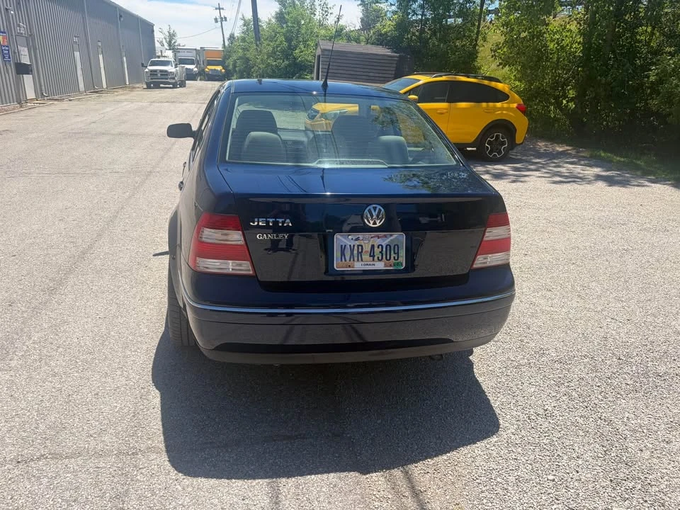 2005 Volkswagen A4 Jetta - Image 4 of 10