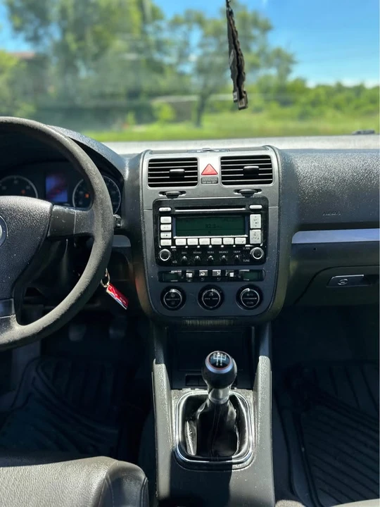 2005 Volkswagen A4 Jetta - Image 11 of 13