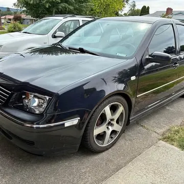 2005 Volkswagen Jetta GLI 35th Anniversary Edition Sedan 4D