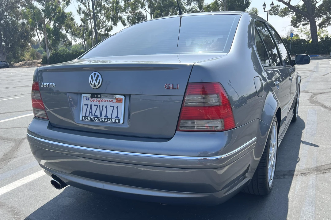 2005 Volkswagen A4 Jetta - Image 5 of 31