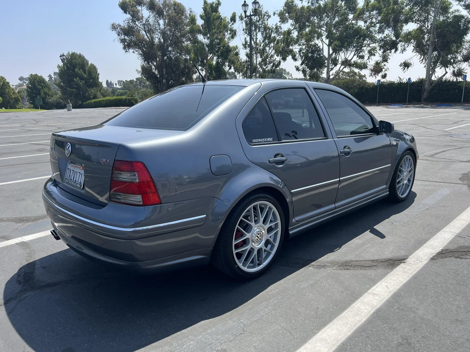 2005 Volkswagen A4 Jetta - Image 10 of 31