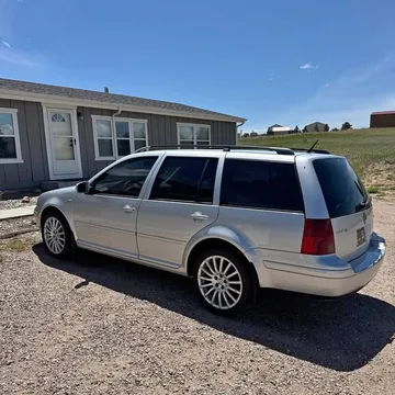 2005 Volkswagen Jetta GLS TDI Wagon 4D