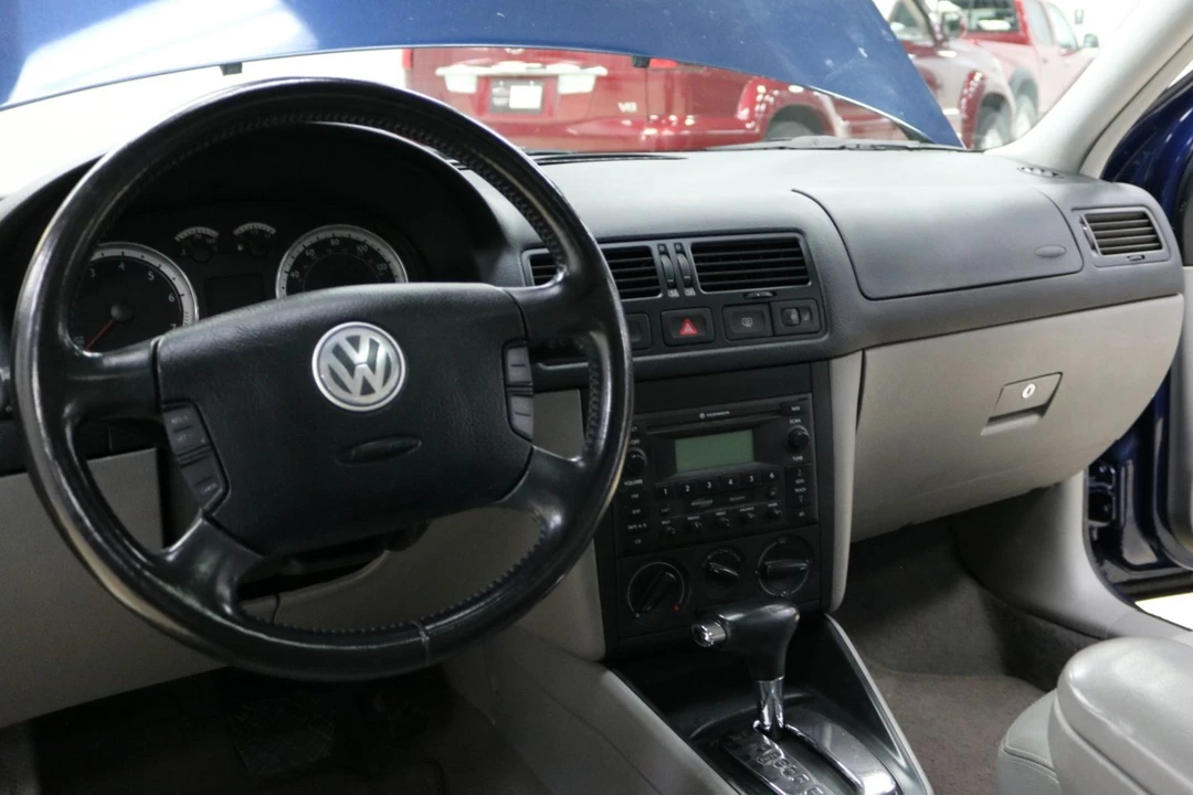 2005 Volkswagen A4 Jetta - Image 5 of 7