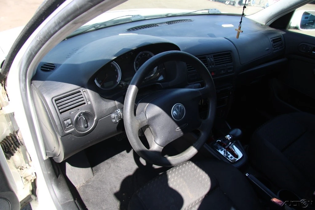 2005 Volkswagen A4 Jetta - Image 15 of 21