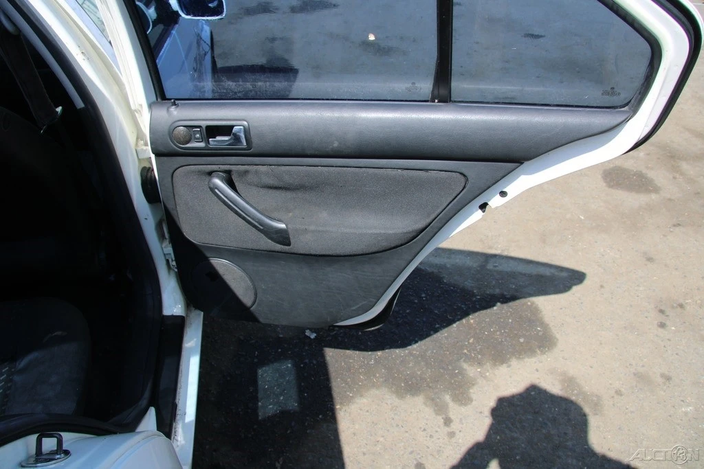 2005 Volkswagen A4 Jetta - Image 21 of 21