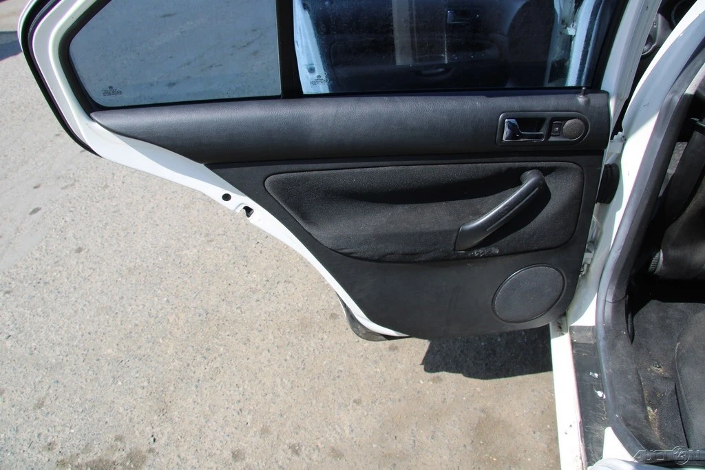 2005 Volkswagen A4 Jetta - Image 18 of 21