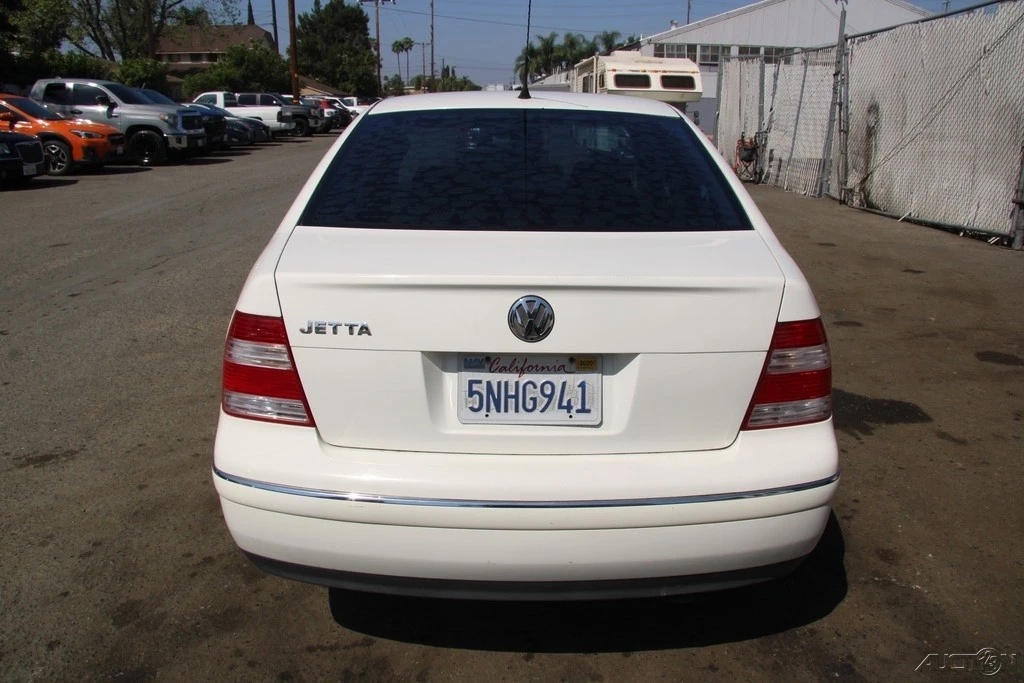 2005 Volkswagen A4 Jetta - Image 6 of 21