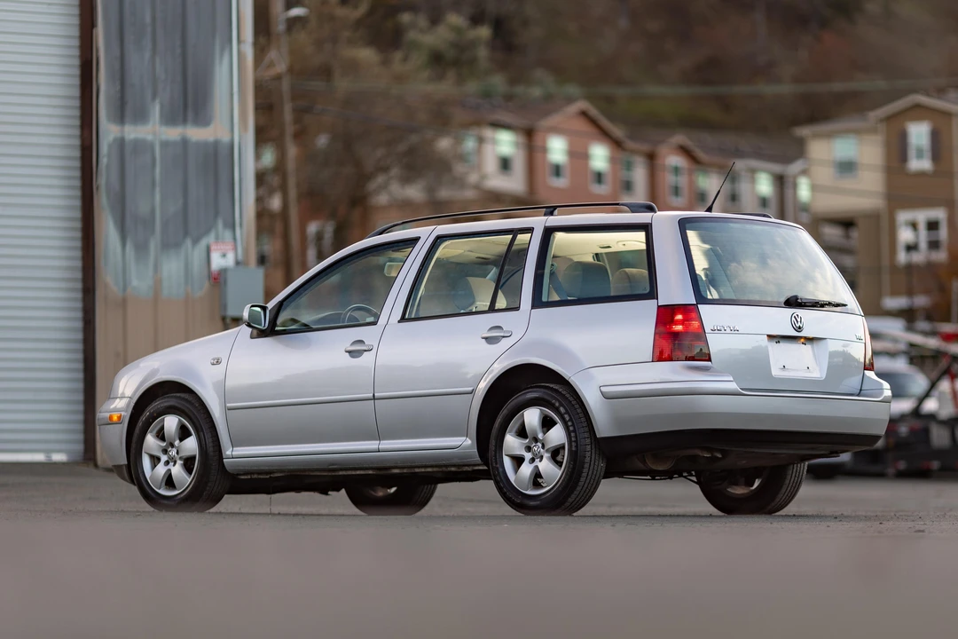 2005 Volkswagen A4 Jetta - Image 14 of 31
