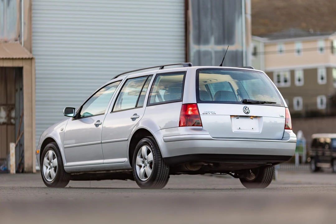 2005 Volkswagen A4 Jetta - Image 16 of 31