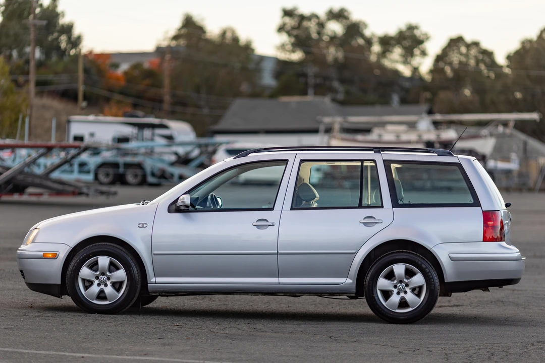 2005 Volkswagen A4 Jetta - Image 13 of 31