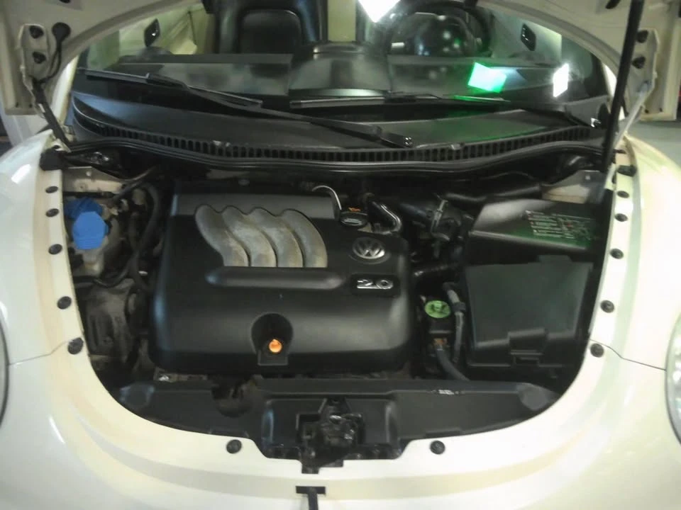 2005 Volkswagen New Beetle - Image 11 of 11