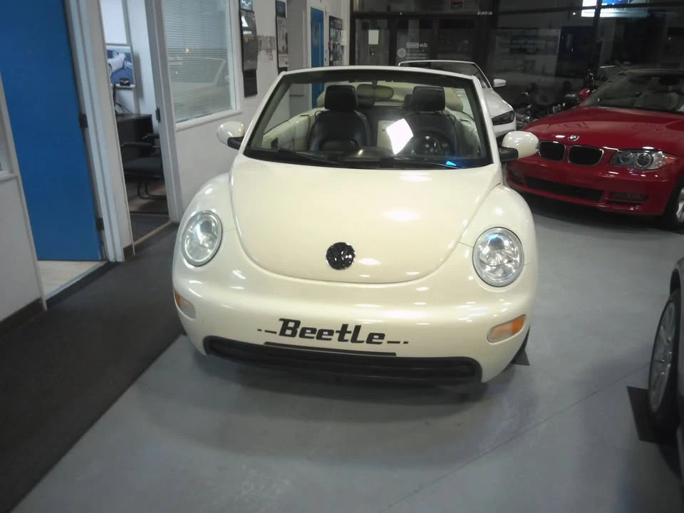 2005 Volkswagen New Beetle - Image 3 of 11