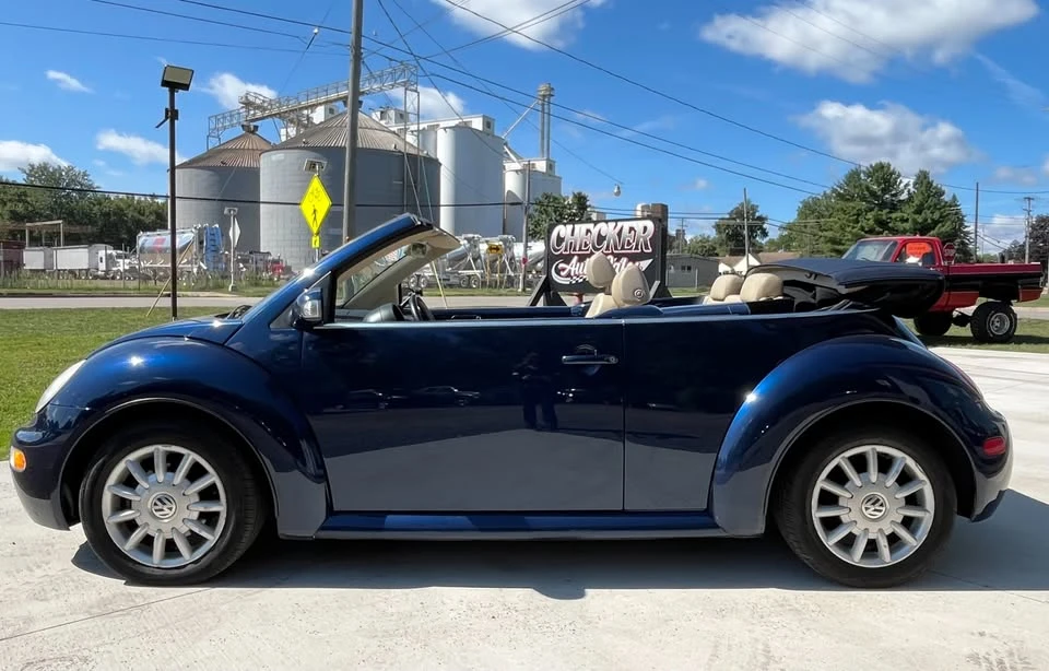 2005 Volkswagen New Beetle - Image 5 of 20