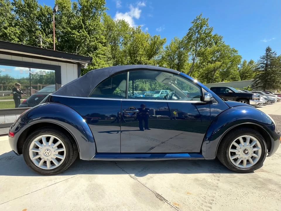 2005 Volkswagen New Beetle - Image 12 of 20