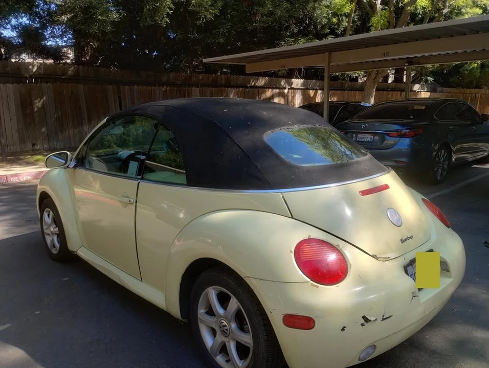 2005 Volkswagen New Beetle - Image 3 of 5