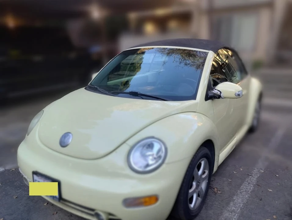 2005 Volkswagen New Beetle - Image 4 of 5