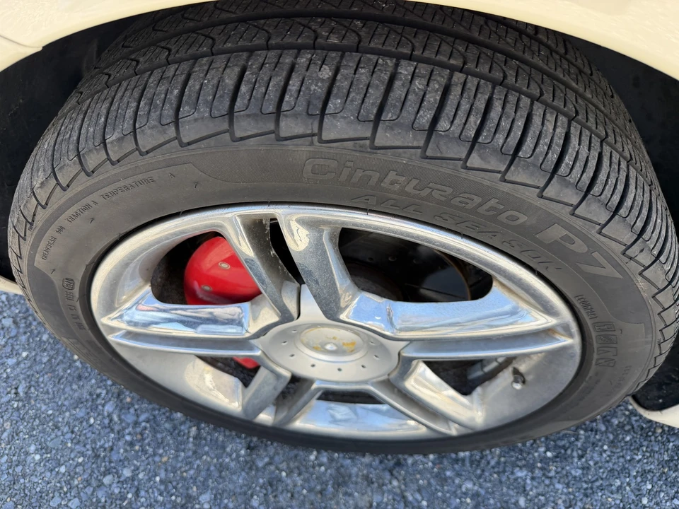 2005 Volkswagen New Beetle - Image 14 of 21