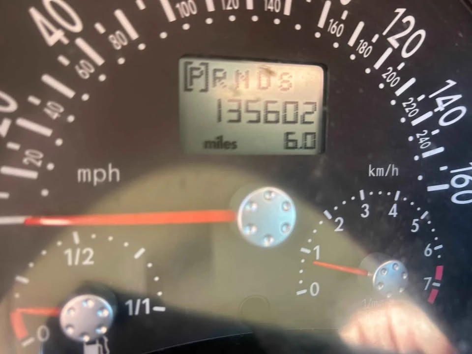 2005 Volkswagen New Beetle - Image 7 of 16