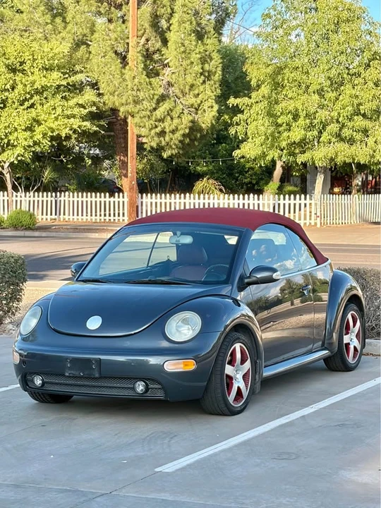 2005 Volkswagen New Beetle - Image 4 of 14