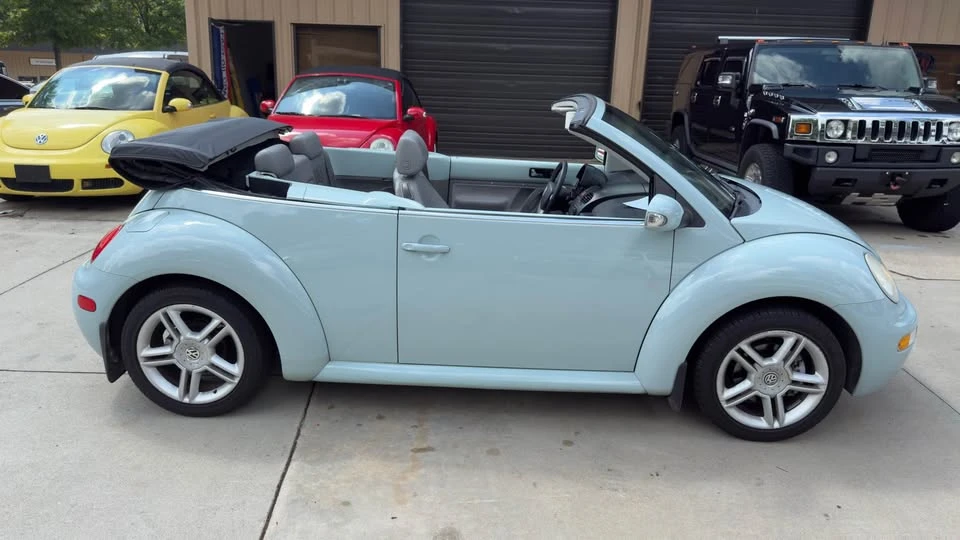 2005 Volkswagen New Beetle - Image 4 of 20