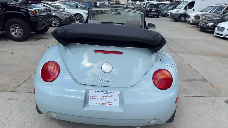 2005 Volkswagen New Beetle - Image 5 of 20