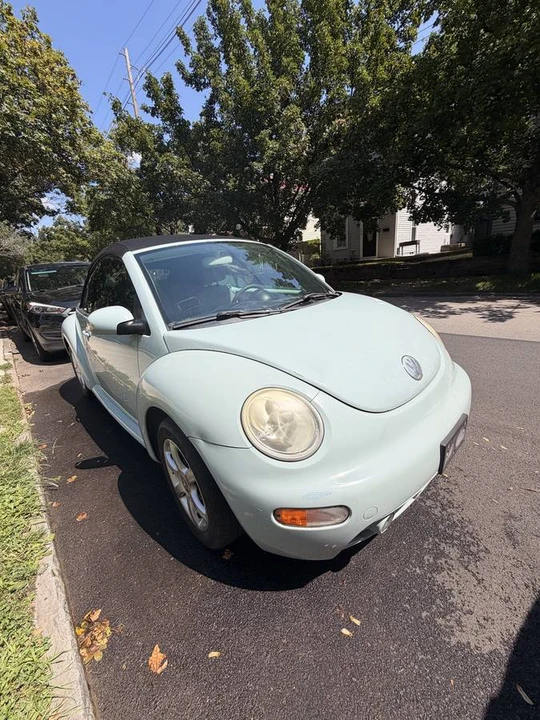2005 Volkswagen New Beetle - Image 17 of 24
