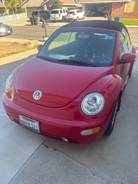 2005 Volkswagen New Beetle - Image 3 of 5