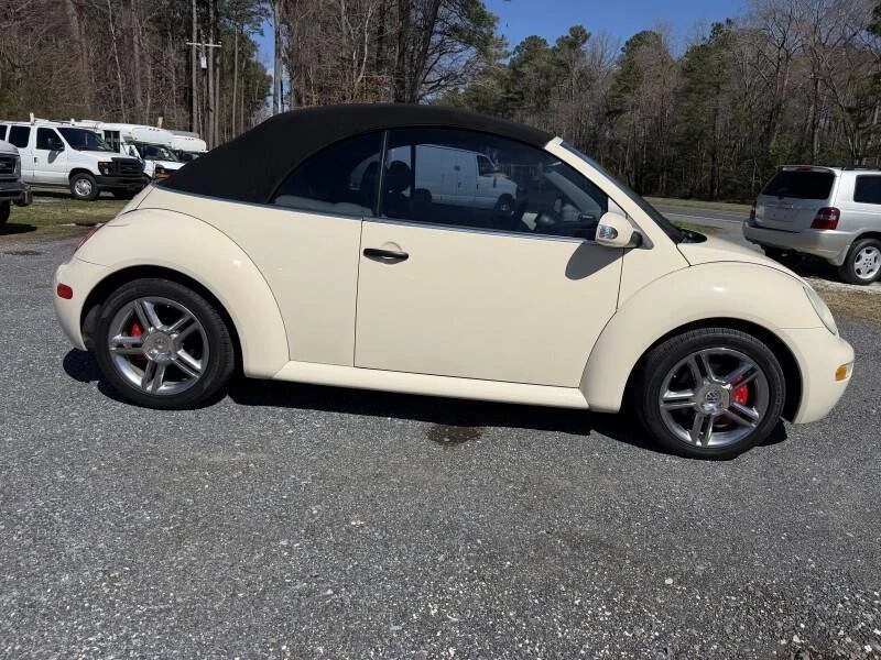 2005 Volkswagen New Beetle - Image 7 of 21