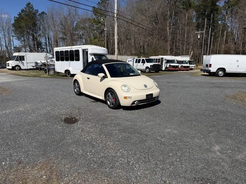 2005 Volkswagen New Beetle - Image 5 of 21