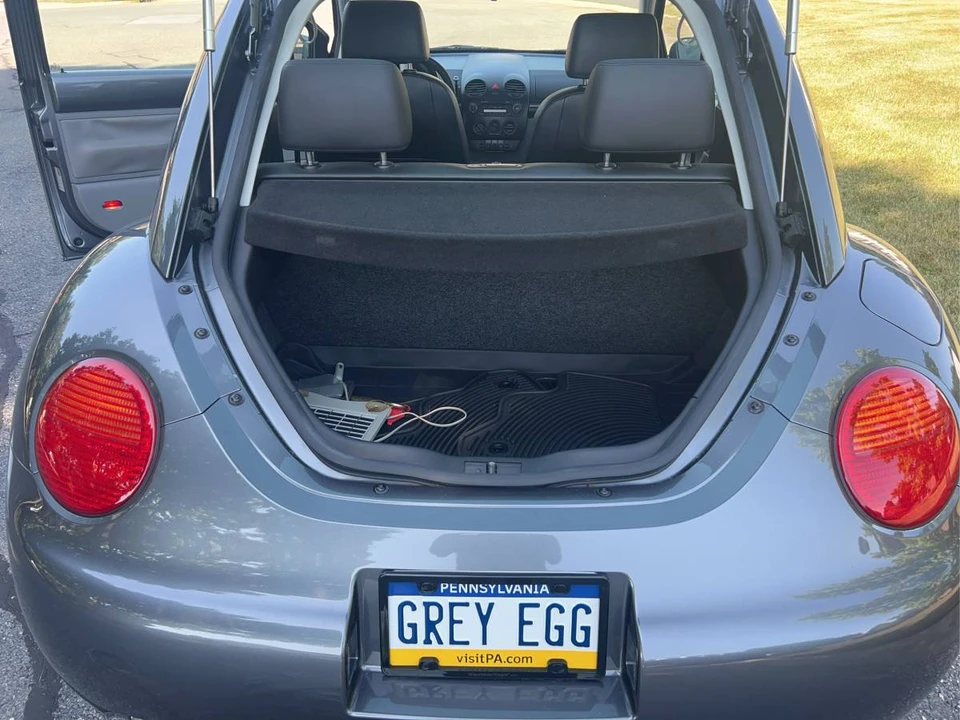 2005 Volkswagen New Beetle - Image 5 of 23